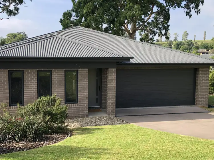9 Glen Mia Drive, Bega NSW 2550