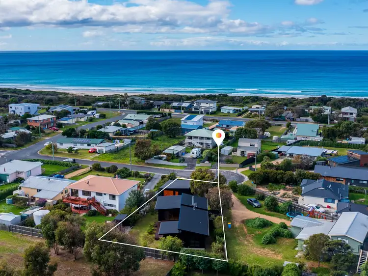 8 Lade Court, Beaumaris TAS 7215