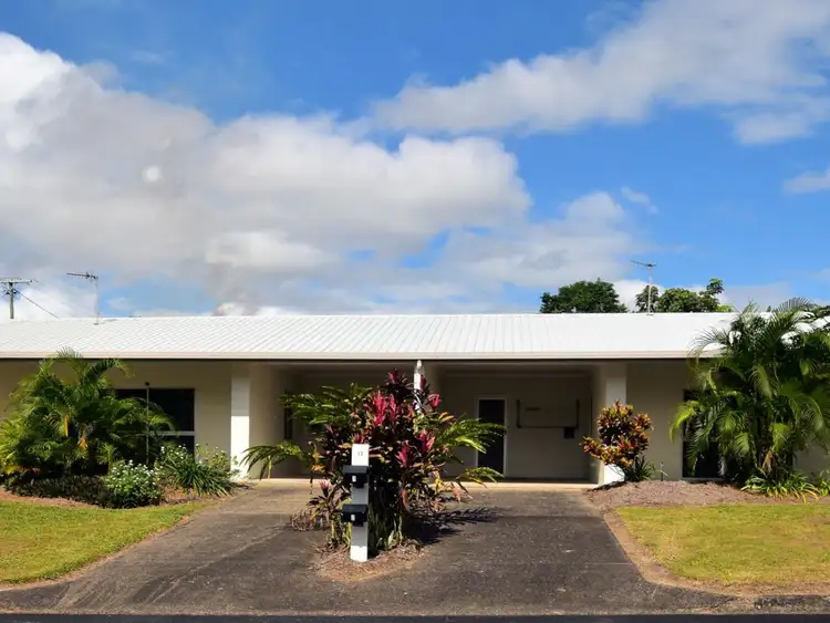 1 & 2/13 Cairns St, Tully QLD 4854