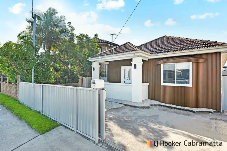 37 Bradman St, Merrylands NSW 2160