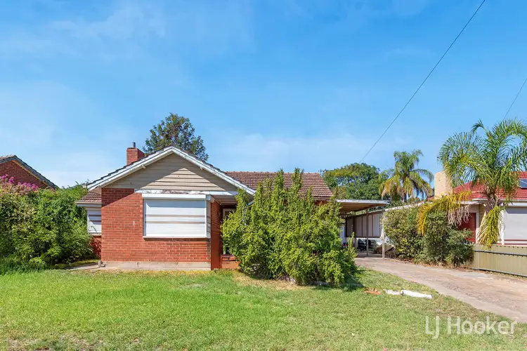 19 Longleat Road, Elizabeth Vale SA 5112
