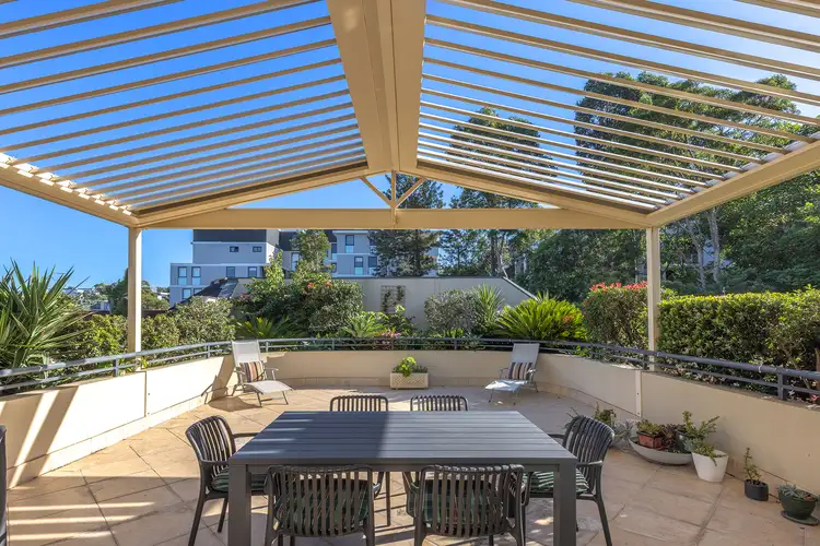 9/23 - 25 Dumaresq Street