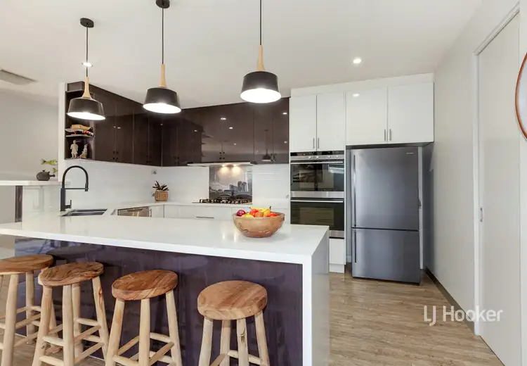 Fifth view of Homely house listing, 6 Parkland Place, Broadford VIC 3658
