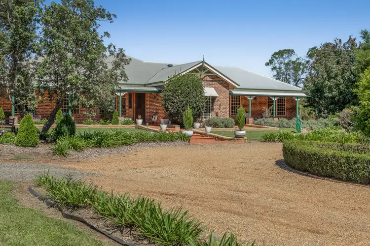 83 Reushle Road, Cabarlah QLD 4352