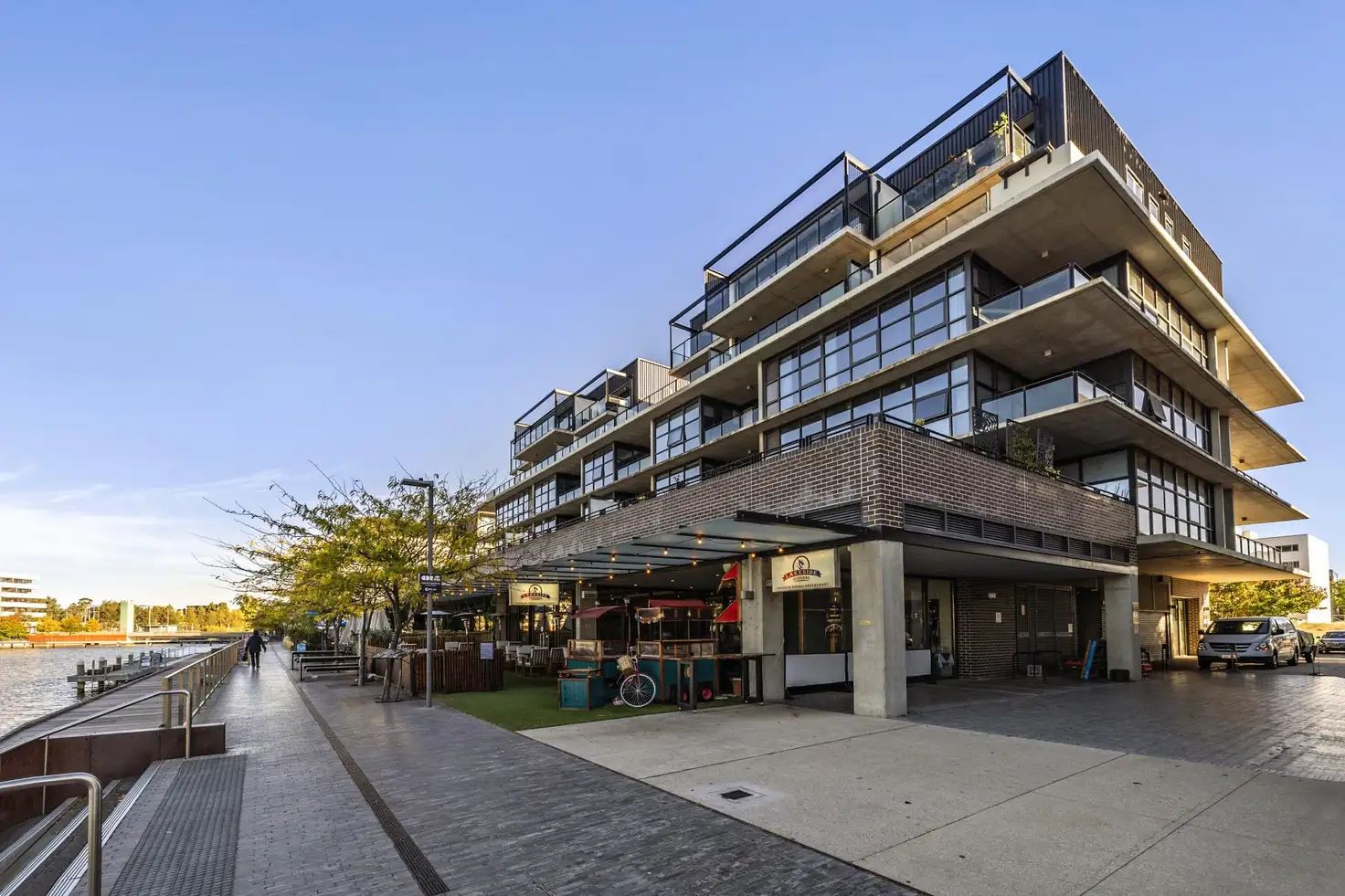 Main view of Homely unit listing, 15/33 Eastlake Parade, Kingston ACT 2604