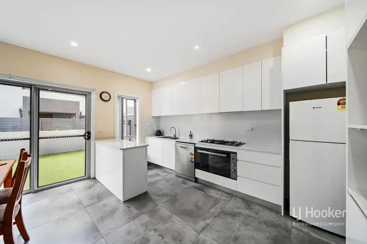 Fifth view of Homely townhouse listing, 3/66-70 Ikara Crescent, Moorebank NSW 2170