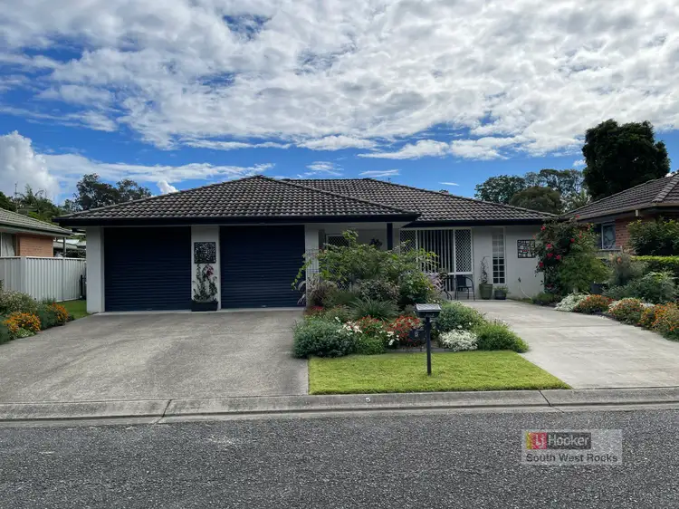 5 Tahlee Close, South West Rocks NSW 2431