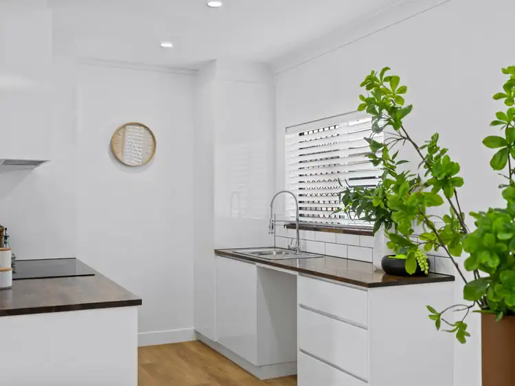 Fifth view of Homely apartment listing, 8/15 Grantala Street, Manoora QLD 4870