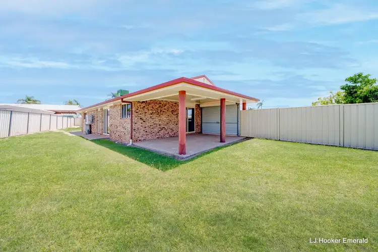 15 Jeppesen Drive, Emerald QLD 4720