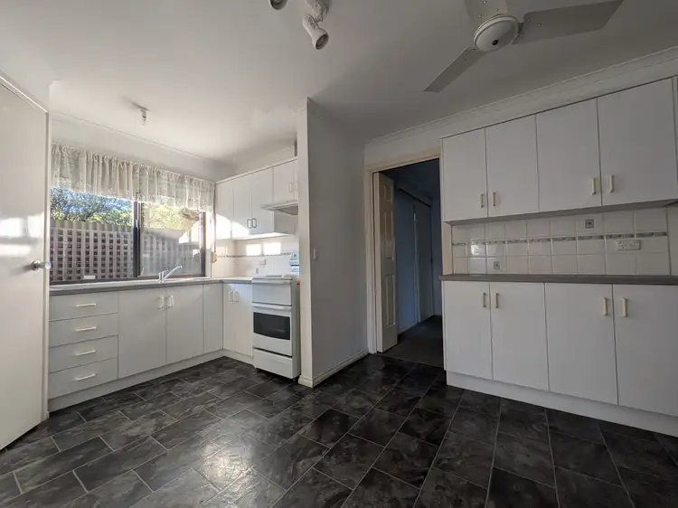 2/9 Fifth Avenue, Warradale SA 5046