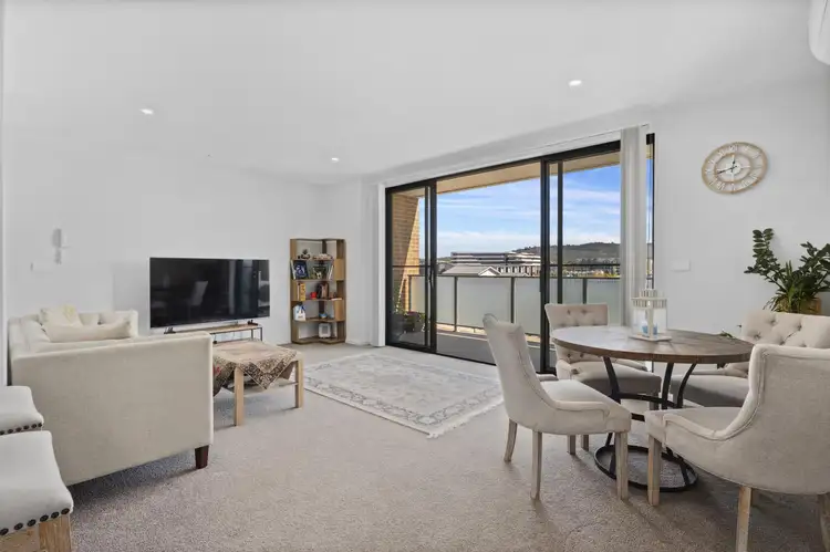 24/22 Cornelius Street, Coombs ACT 2611
