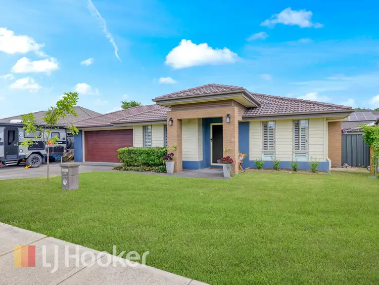 73 Seaside Boulevard, Fern Bay NSW 2295
