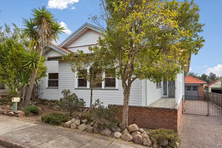 9 Porter Avenue, East Maitland NSW 2323