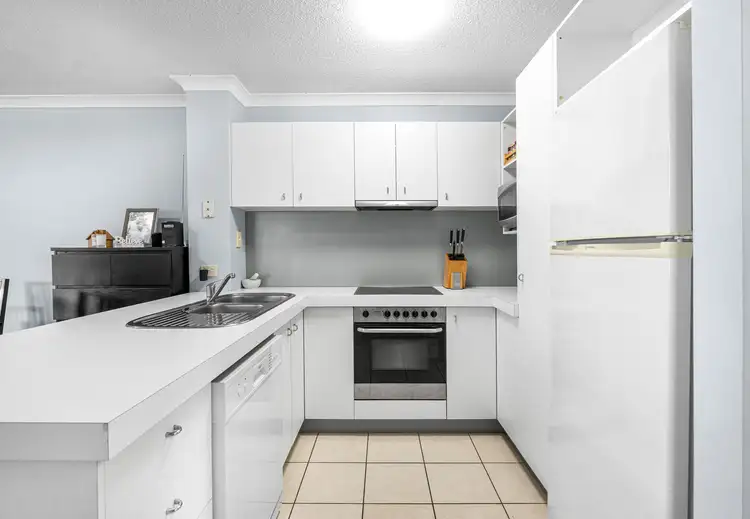 Sixth view of Homely unit listing, Unit 27/38 Palmer Street, Greenslopes QLD 4120