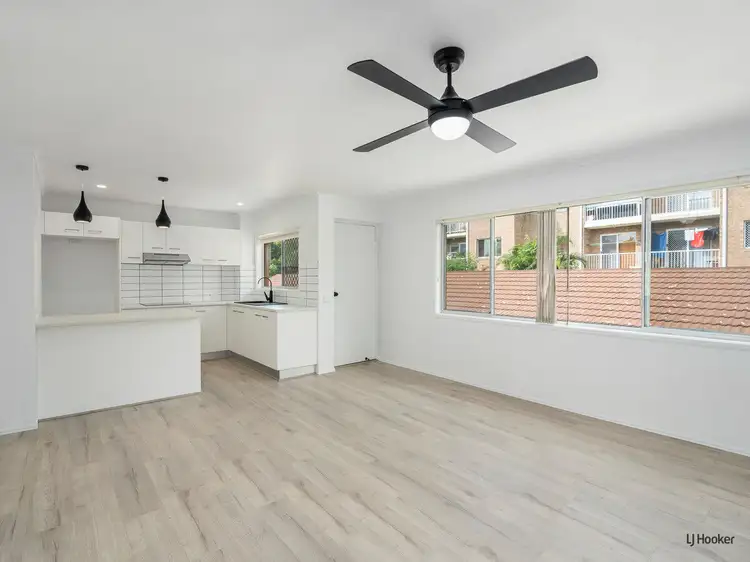 9/16 Mawarra Street, Palm Beach QLD 4221