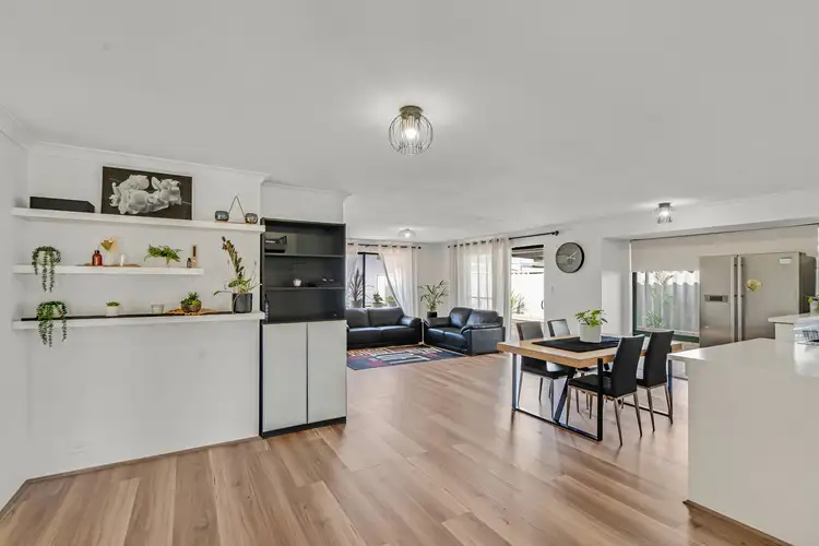 6 Kearney Way, Usher WA 6230