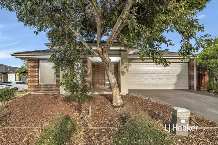 11 Custodian Way, Truganina VIC 3029