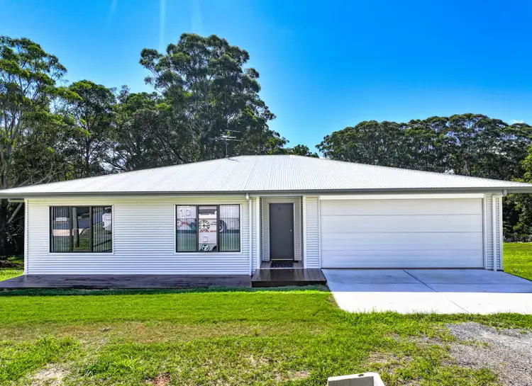 17 Mountain View Crescent, Russell Island QLD 4184
