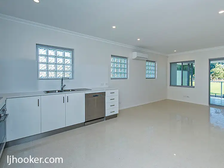 Fifth view of Homely apartment listing, 3/377 Daly Street, Cloverdale WA 6105