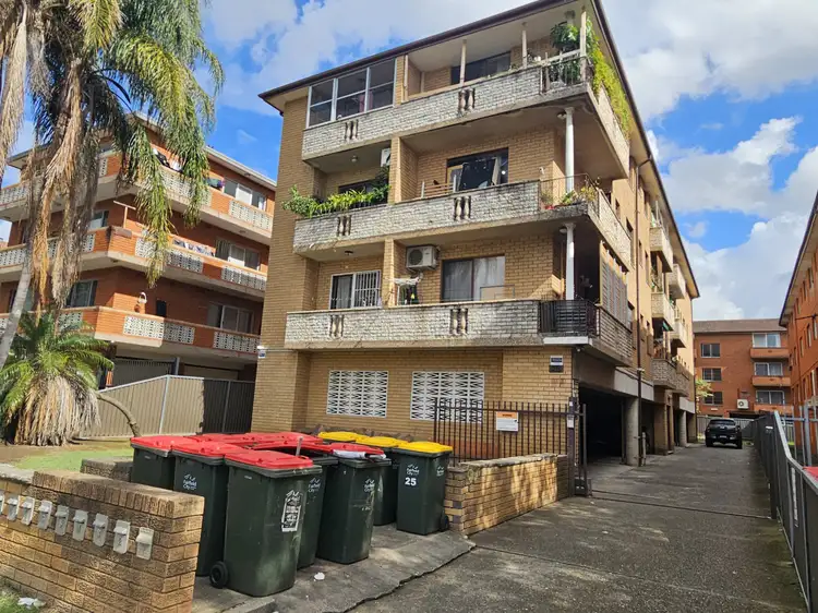 Main view of Homely unit listing, 11/25 Park Rd, Cabramatta NSW 2166