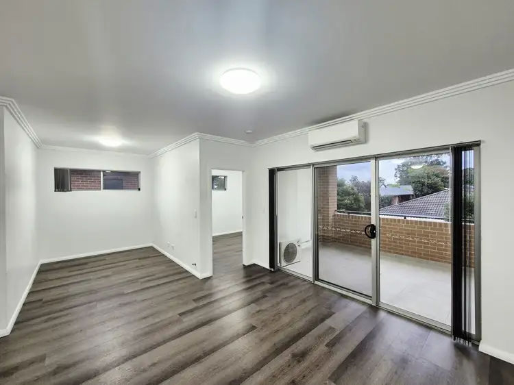 18/30-32 Third Avenue, Macquarie Fields NSW 2564
