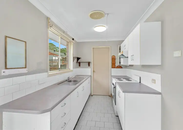 Third view of Homely house listing, 8 Forest Grove, Taree NSW 2430