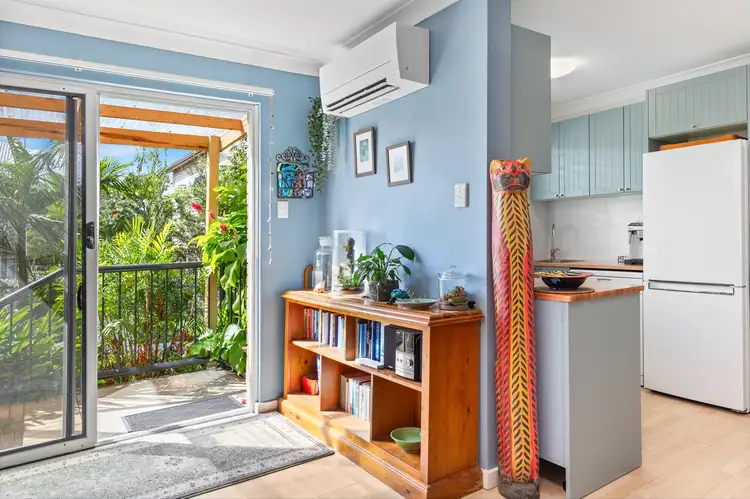 Third view of Homely apartment listing, 2/8 Wilton Terrace, Yeronga QLD 4104