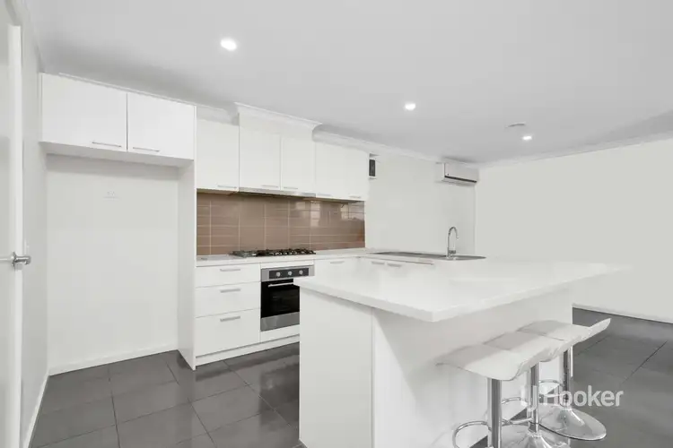 Fourth view of Homely townhouse listing, 8 Mingay Close, Truganina VIC 3029
