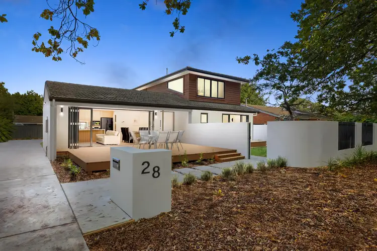 28 Dumaresq Street