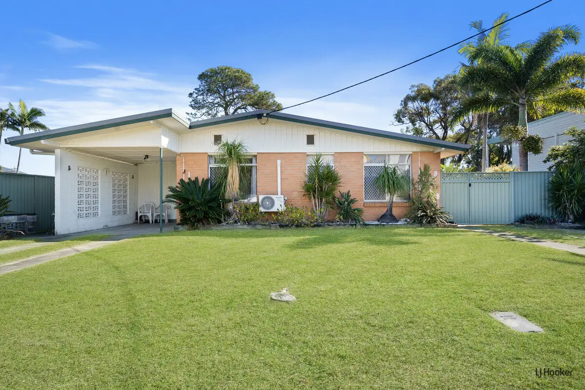 Main view of Homely semi-detached listing, 1/5 Lotus Key, Broadbeach Waters QLD 4218