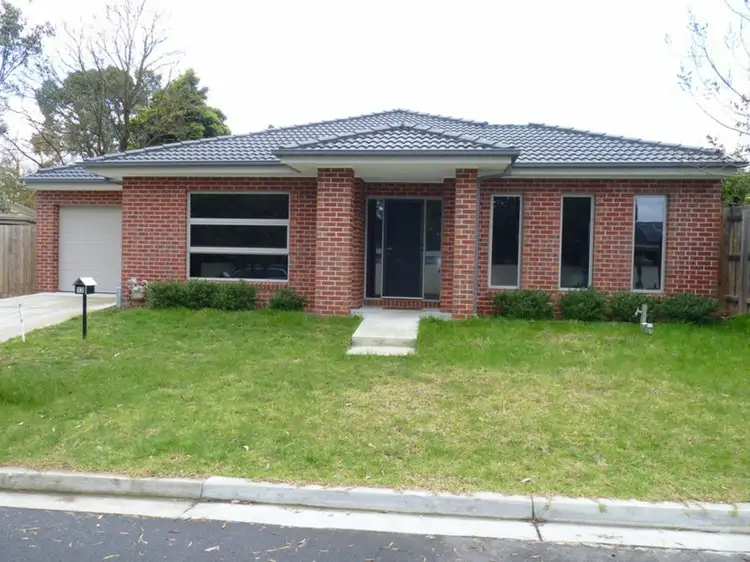 13 Hansford Close, Kilsyth VIC 3137