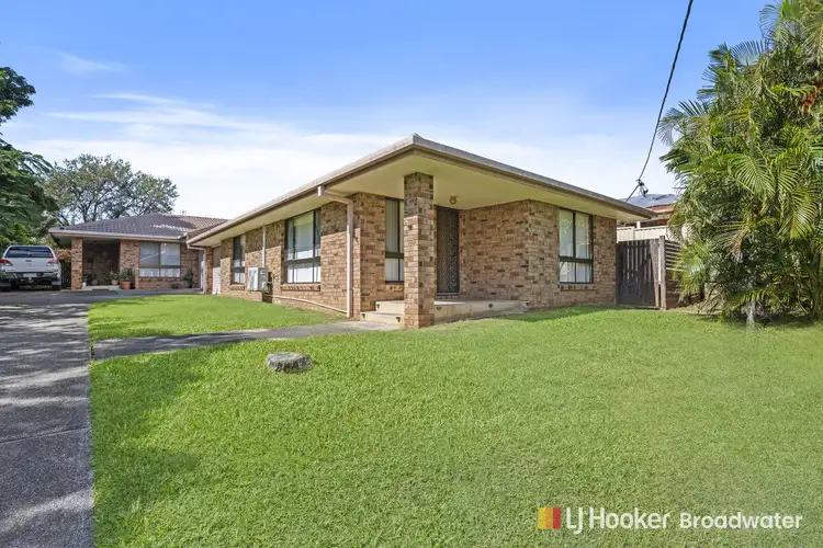 1/42 Harley Street, Labrador QLD 4215