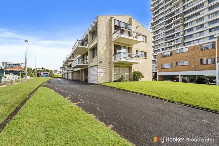 2/2 Marine Parade, Southport QLD 4215