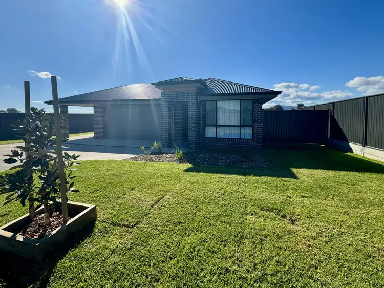 92 Evesham Circuit, North Tamworth NSW 2340