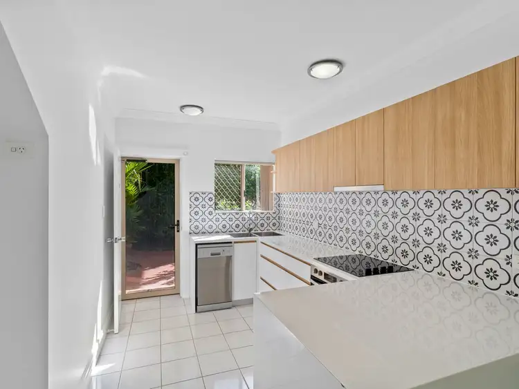 Fourth view of Homely apartment listing, 4/2-4 Springfield Crescent, Manoora QLD 4870