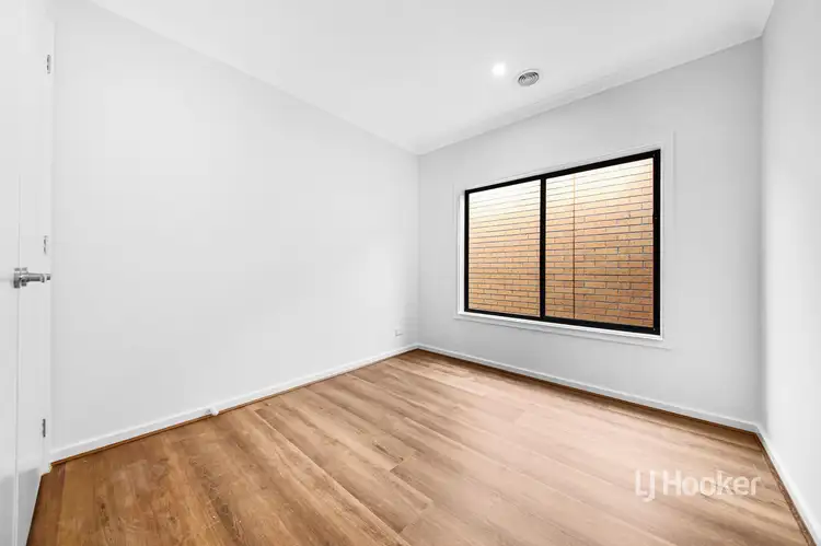 Fifth view of Homely house listing, 22 Hanover Circuit, Melton South VIC 3338