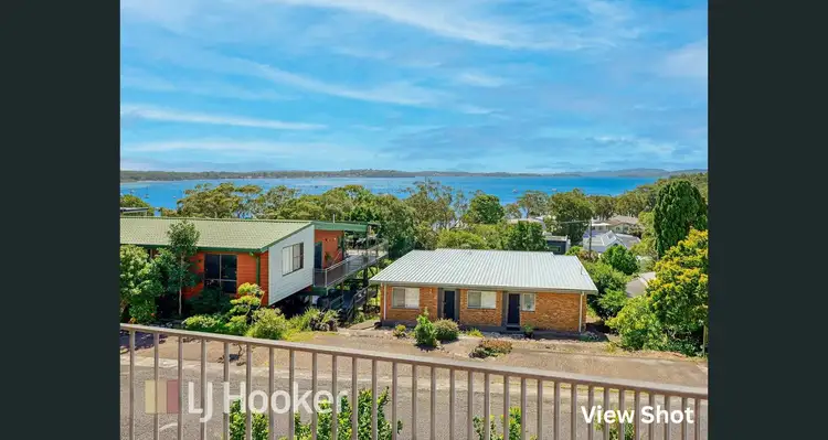 1/19 Corrie Parade, Corlette NSW 2315