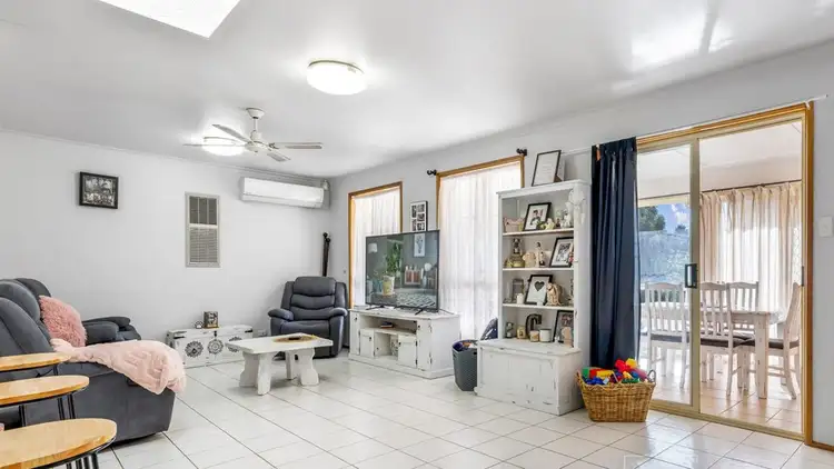 9 Millikan Court, Andrews Farm SA 5114