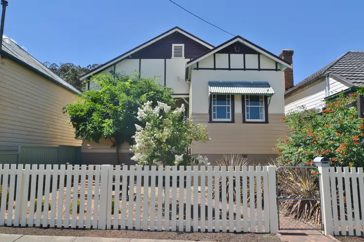 99 Chifley Road, Lithgow NSW 2790