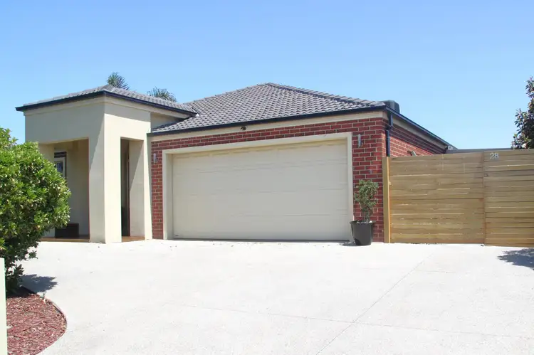 28 Snowbush Terrace, Point Cook VIC 3030