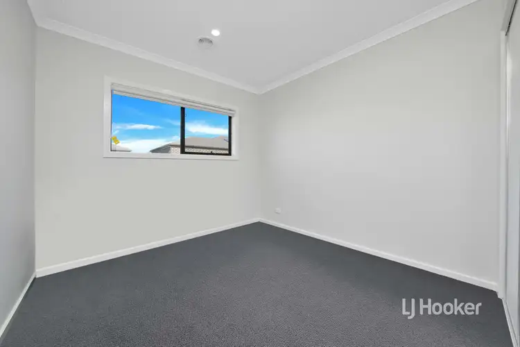 Seventh view of Homely house listing, 9 Farmingdale Street, Manor Lakes VIC 3024
