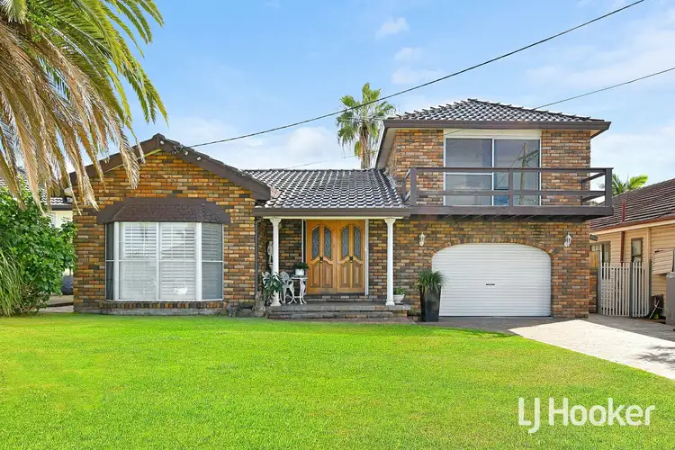 454 Blaxcell St, Guildford NSW 2161