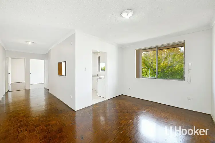 Fourth view of Homely unit listing, 10/33 Carramar Ave, Carramar NSW 2163