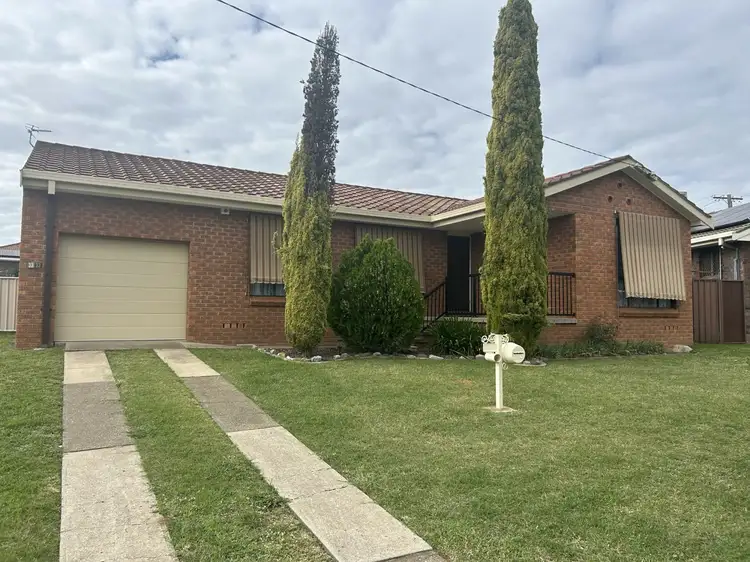 33 John Street, South Tamworth NSW 2340