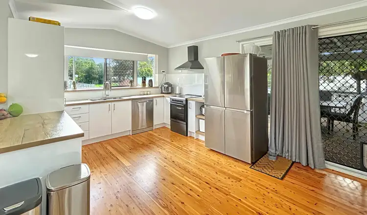 Third view of Homely house listing, 10 Citron Street, Macleay Island QLD 4184