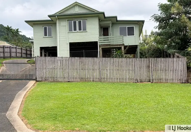 34 Cook St, Tully QLD 4854