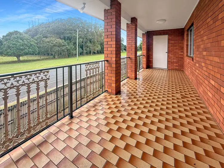 2/2 Armstrong Street, Atherton QLD 4883