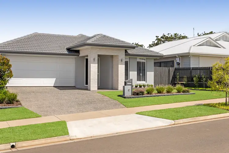 39 McAulay Avenue