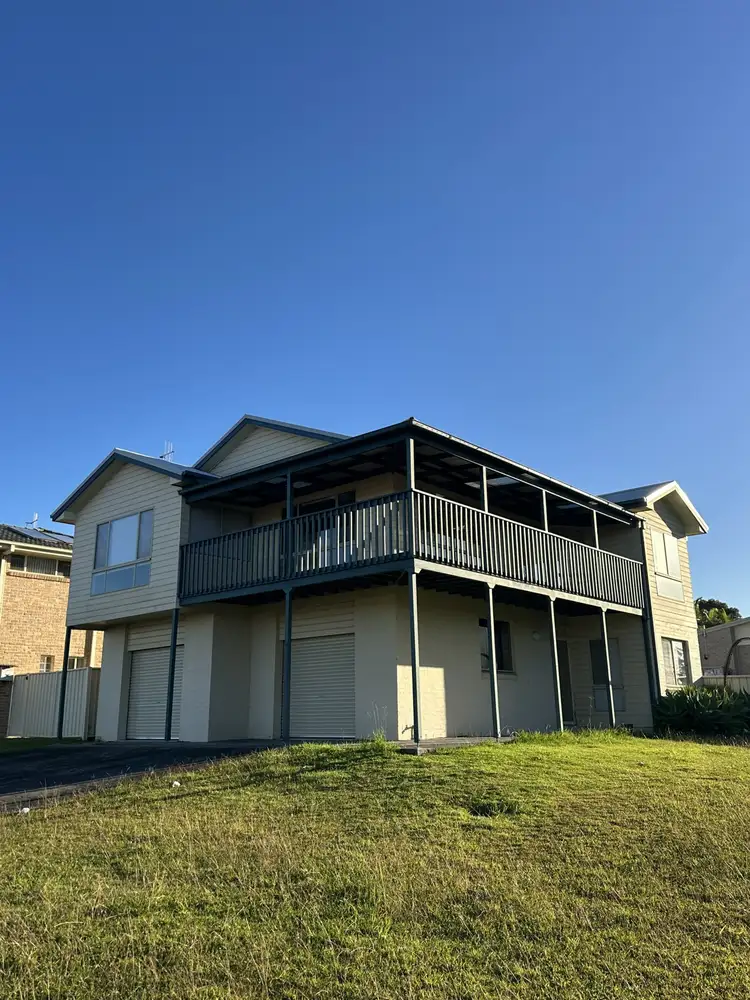 19 Sapphire Parade, Diamond Beach NSW 2430