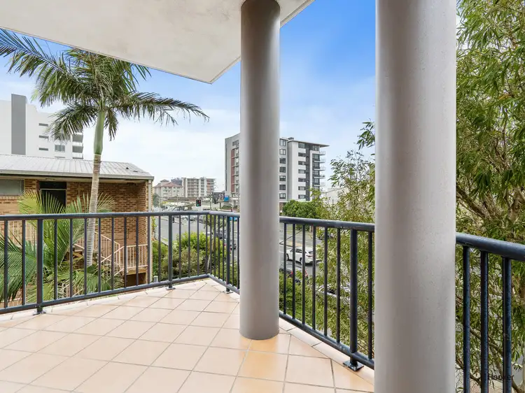 7/1396 Gold Coast  Highway, Palm Beach QLD 4221